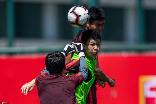 国少主帅口中战术完善的“关键” 29天29堂视频战术课 国少主帅口中战术完善的“关键” 29天29堂视频战术课